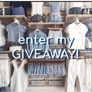 GIVEAWAY REPOST